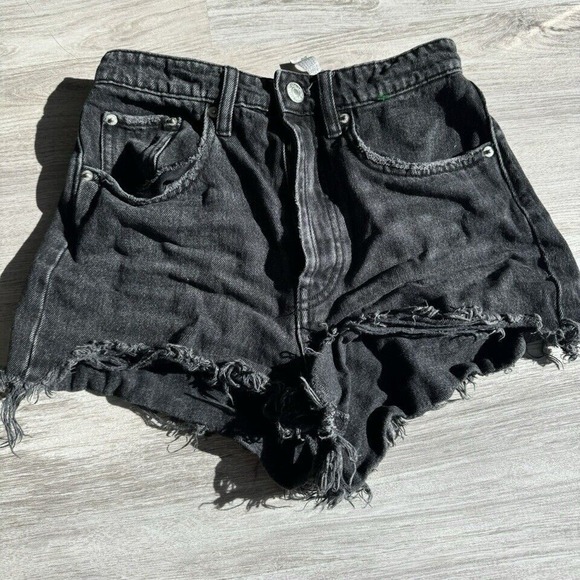 Zara Pants - NWOT ZARA Women Junior‎ Black Denim Cut Off Short Shorts Size 2 #494